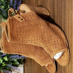 DIBA PERFORATED SUEDE BOOTIE